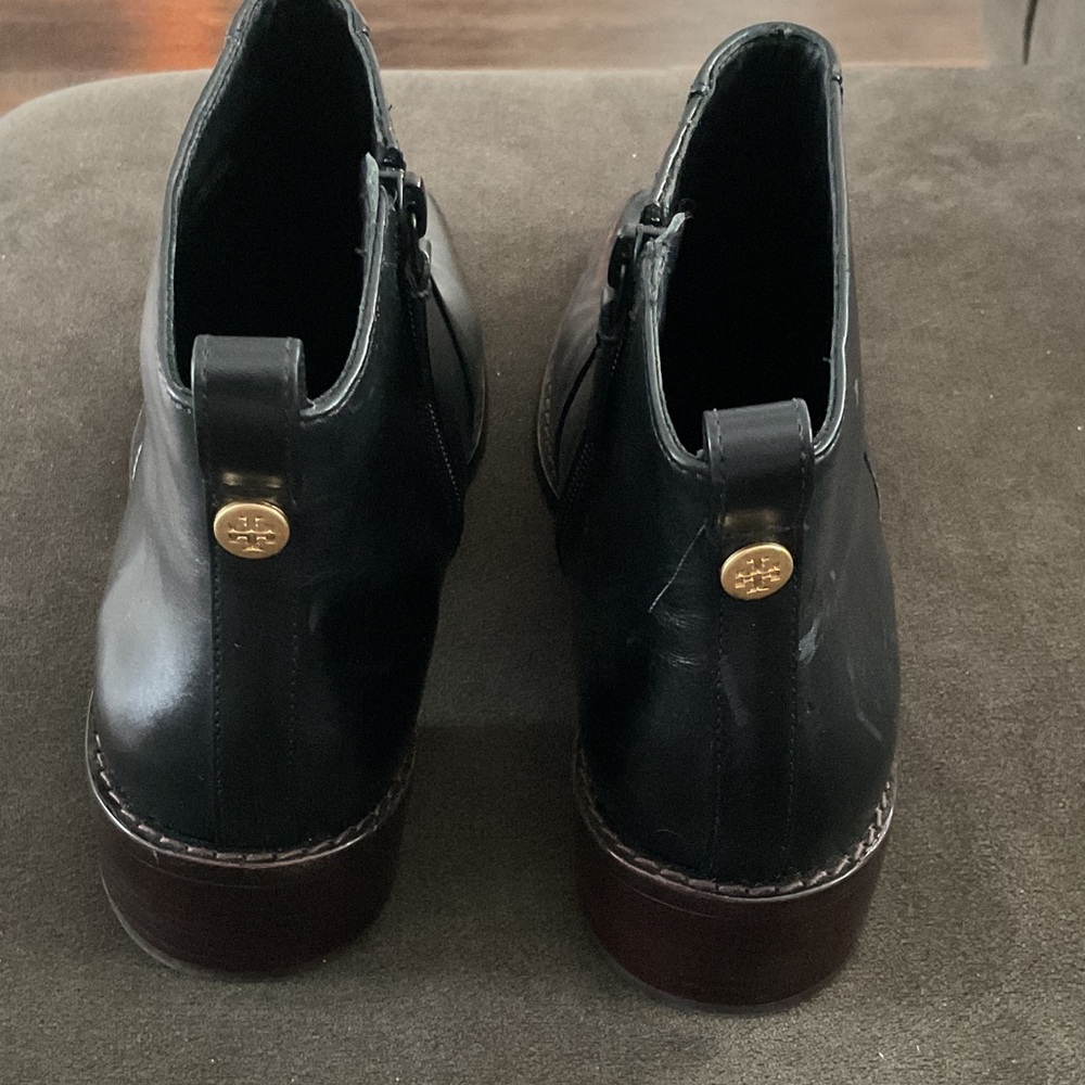 Tori Burch Black Leather Ankle Boots - Picture 2 of 4